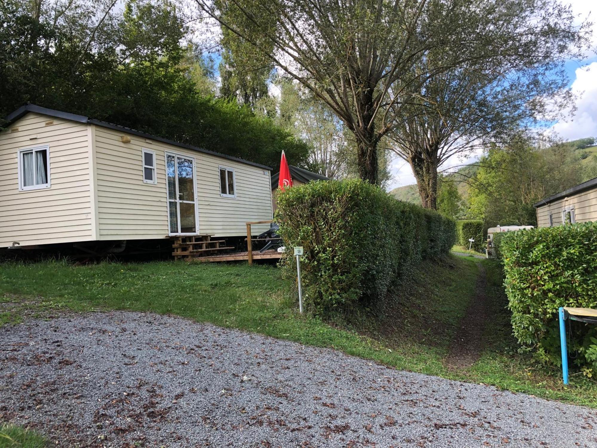 Camping Du Pont De St Gal Saint-Gal-sur-Sioule Kültér fotó